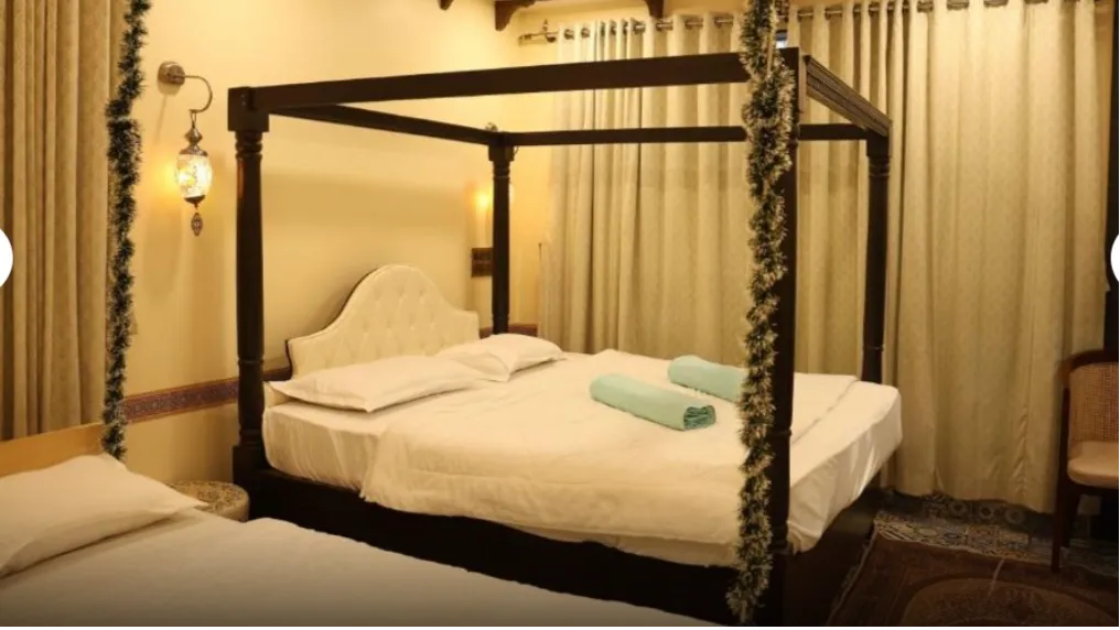 Queen Suite 